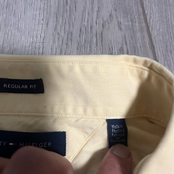 Tommy Hilfiger Regular Fit Mens 17 32/33 Button Down Dress Shirt Long Sleeve - Picture 3 of 6